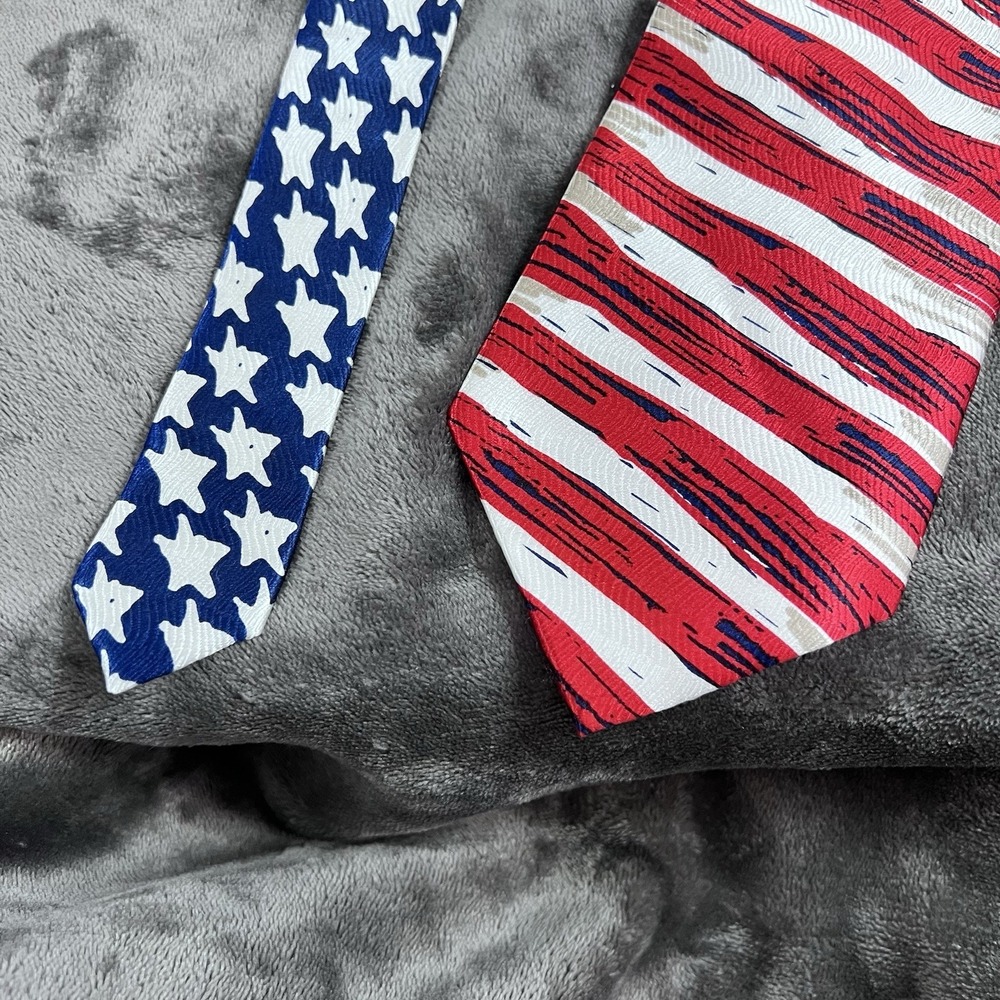 100% Silk American Flag USA Tie 4" RN 94964 Red White & Blue Geometric 58"